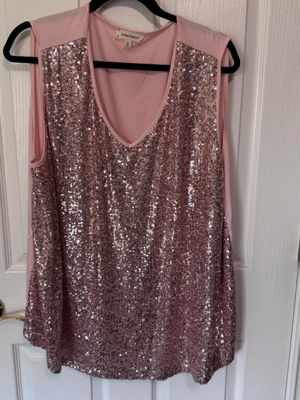 Urban Diction Sequined V Neck Tank Top, Lt Pink, Size 2X